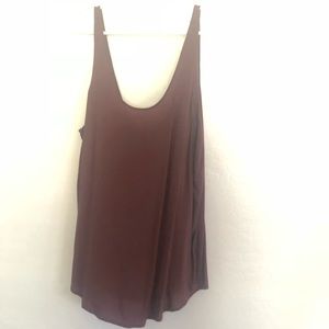 MAROON TANK